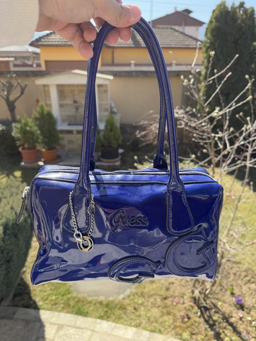 Дамска чанта Guess