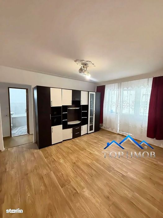 2 camere la ETAJ 1, Scoala Ion Luca — fotografia 1
