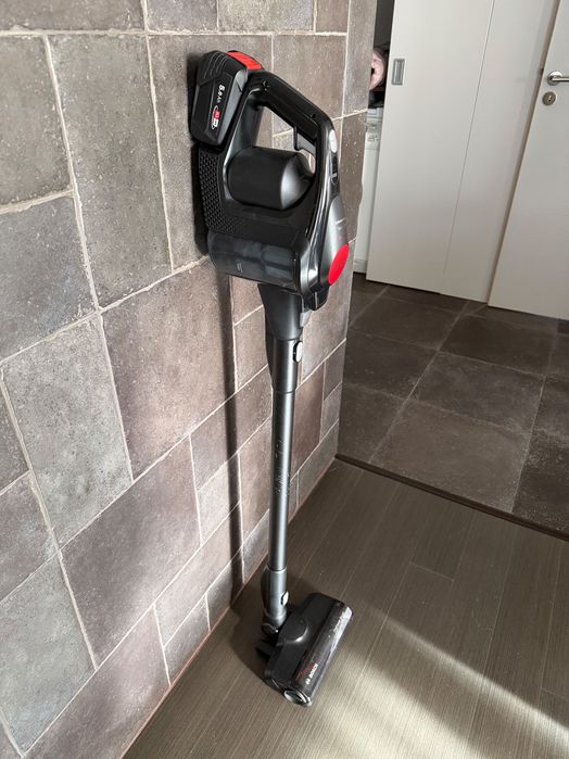 Електрическа  прахосмукачка BOSH