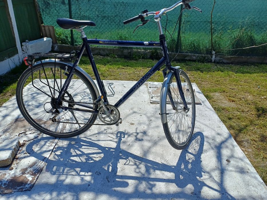 Vând 3 biciclete
