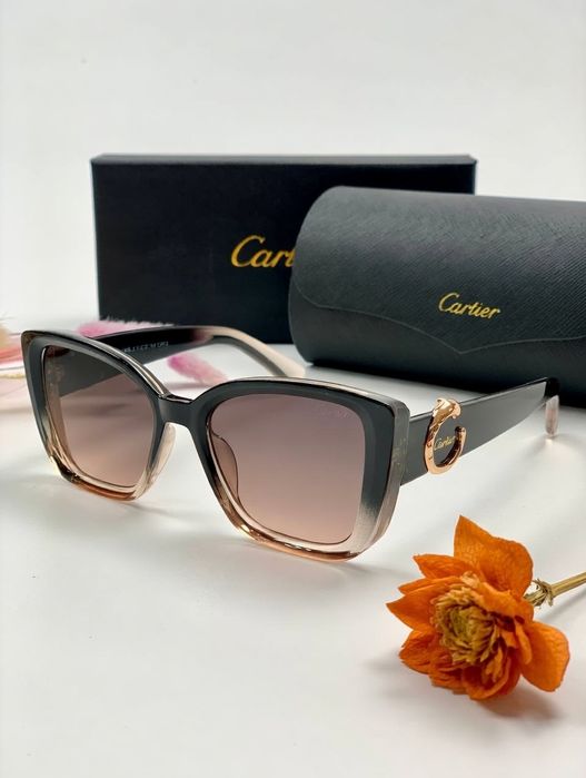 Очки солнцезащитные