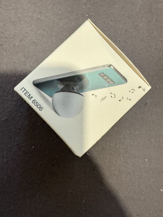 Безжично зарядно Xiomi + подарък