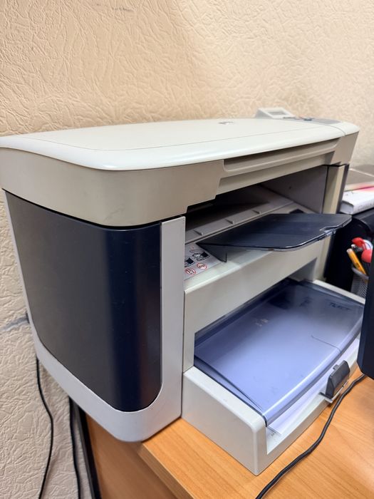 Продам принтер HP