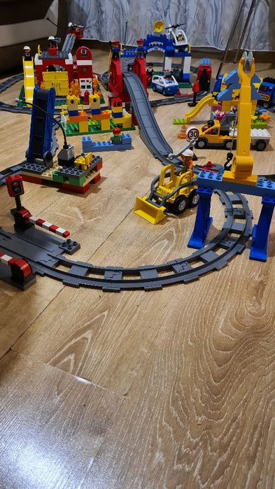 Продам  LEGO Duplo