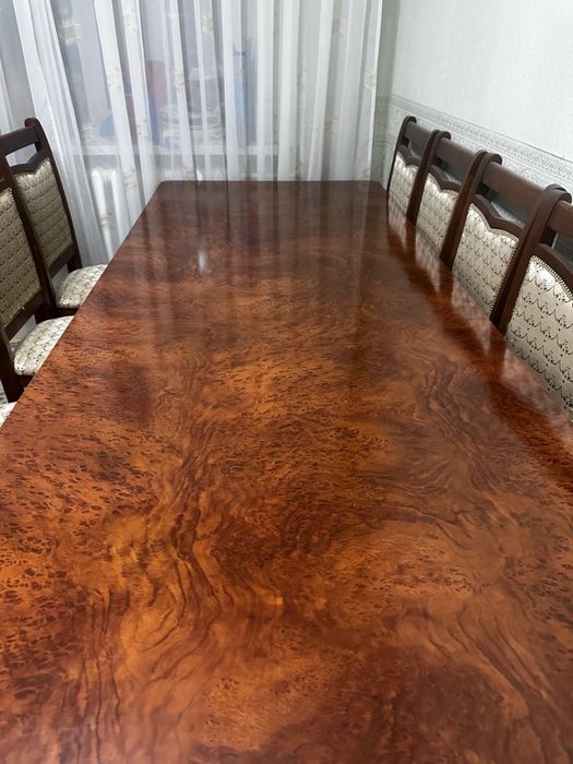 Продам стол и стулья