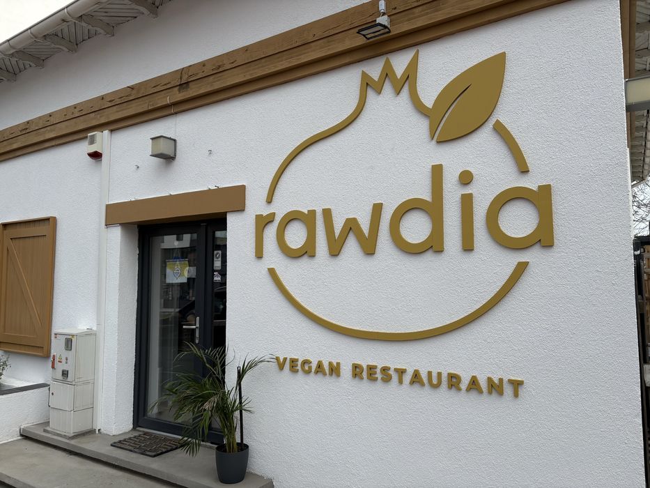 Litere volumetrice din polistiren, machete de tort, sigle firme