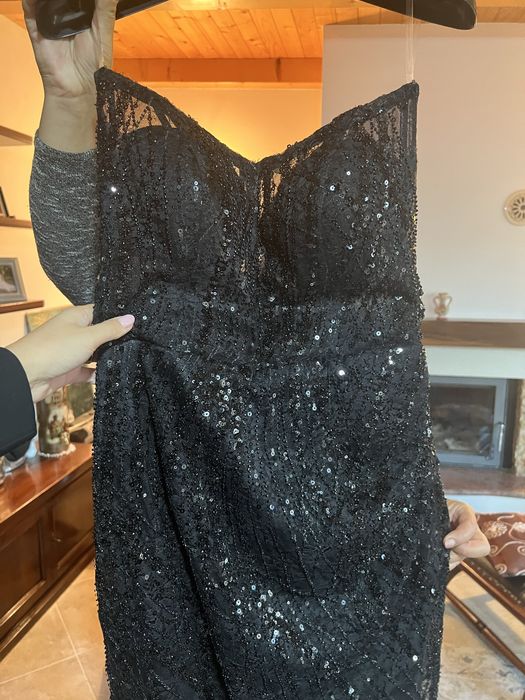 Vand rochie de seara