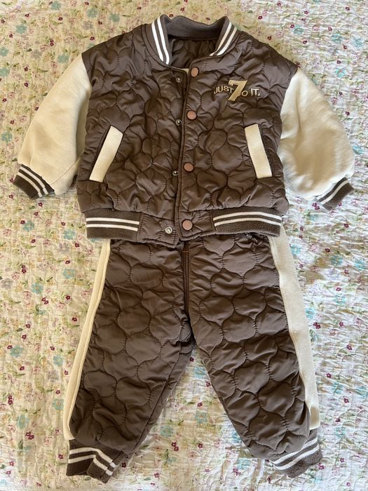 Продается теплый костюм