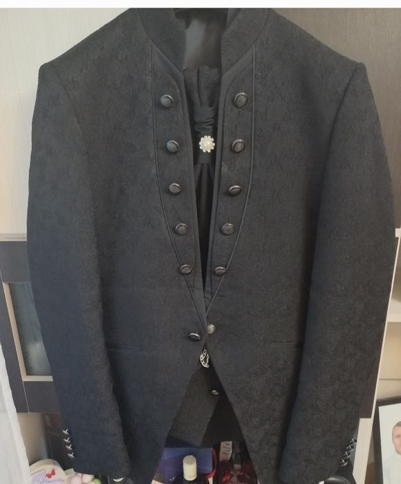 Costum ginere marimea 56