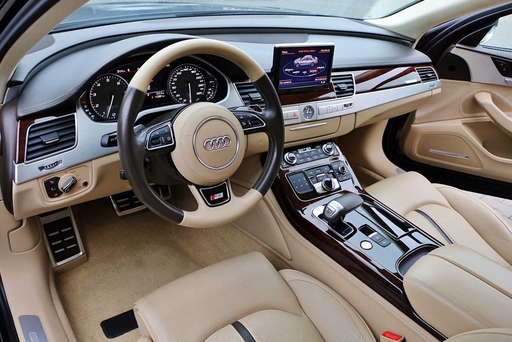 AUDI S8 / 911 CP / 1180 NM / Exlusive /V8 /4.0 TFSI /119.000 KM