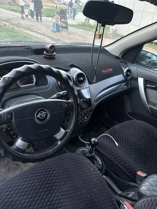 Продам машину срочно