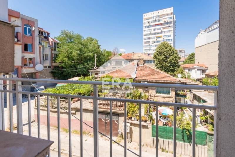 Продава се Двустаен апартамент в Варна, Цветен квартал - 37 кв.м за 2430 €/кв.м - Снимка #5