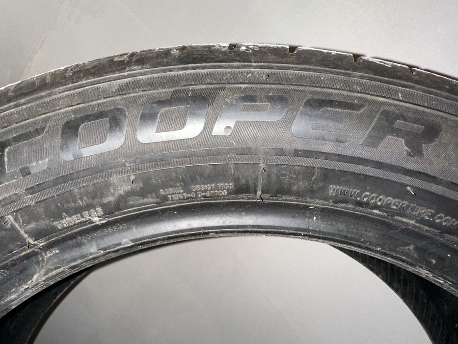 Шины 225/55/19 COOPER Новый