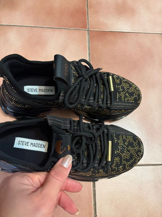 Оригинални маратонки