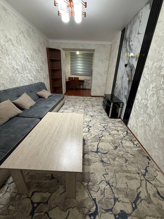 Продаю Лабзак трёхкомнатная московская планировка кирпич Ц-13 вельвет