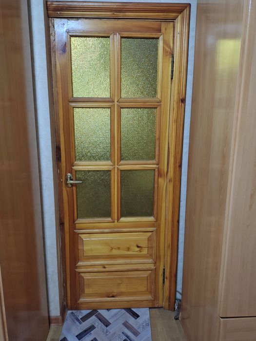 Продам двери чистое дерево