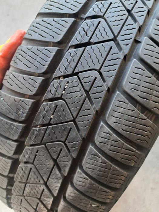 4 anvelope iarnă 205 60 r16 Pirelli
