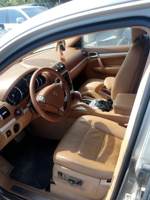 Porsche Cayenne Turbo 4.8 , 500 к.с. , 10 броя на части