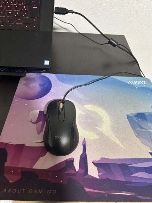 Laptop de gaming Razer plus altele