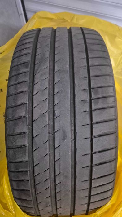 4 летни гуми Mishelin pilot sport ev 255/40/20 запазени!