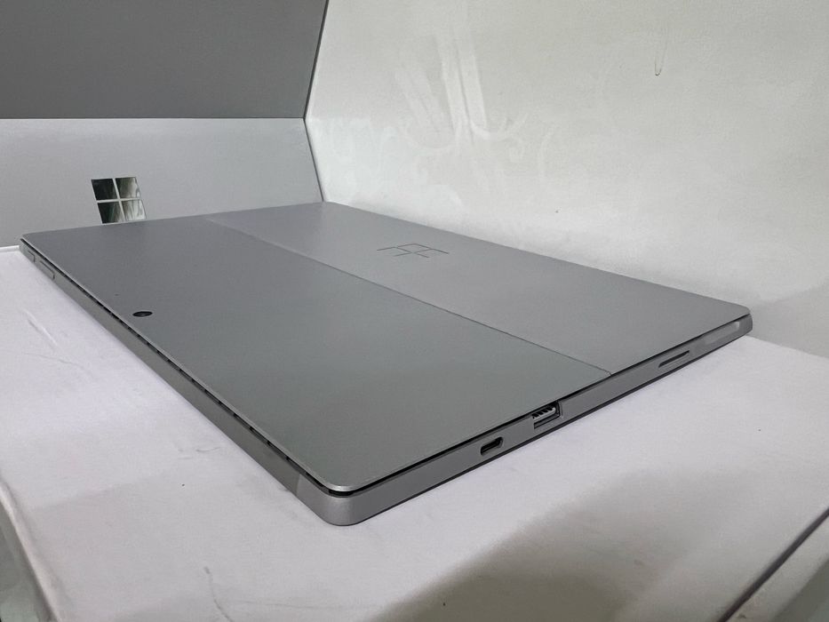 Планшет на Windows 10-11 Surface Pro 7+ plus i5-11gen 8gb 128-256 ssd