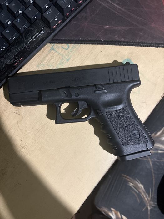 airsoft glock-19