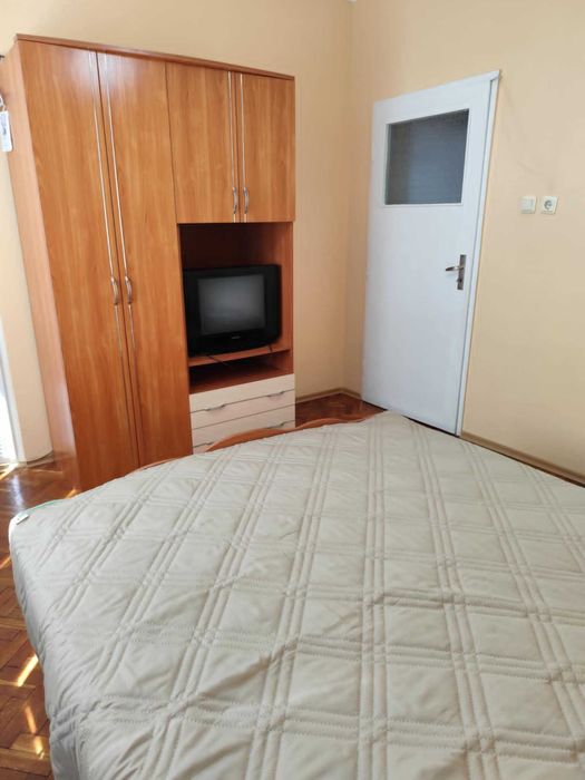 Дава се под наем Етаж от къща в Аксаково - 89 кв.м за 357 € - Снимка #7