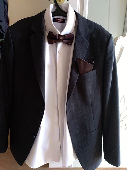 Продам костюм мужской