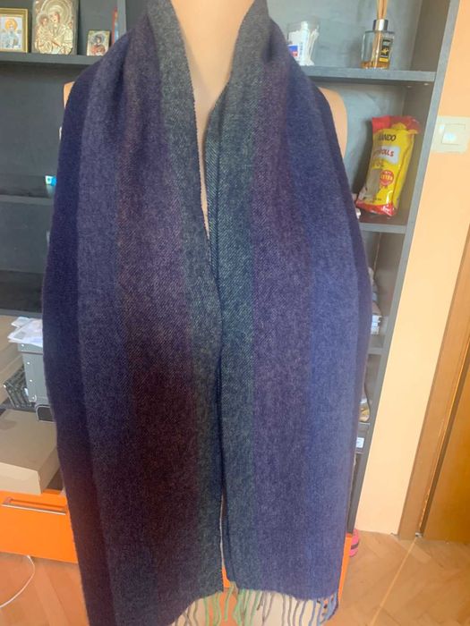 Шал от агнешка вълна