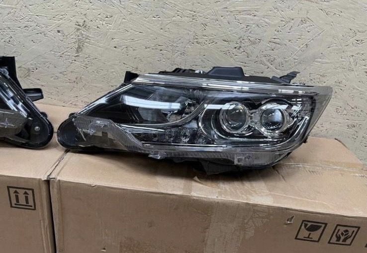 Продам фар TOYOTA 55