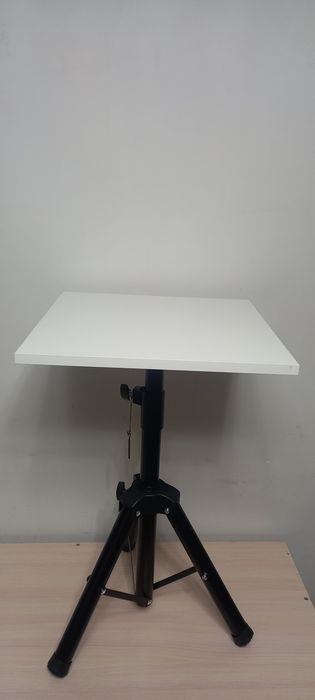 Подставка со стойкой напольная