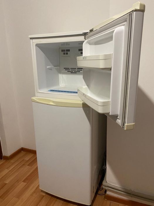 срочно холодильник