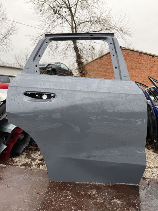 Врата BMW X1 U11