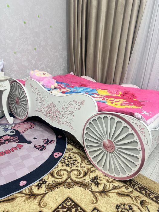 Кроватка для девочки