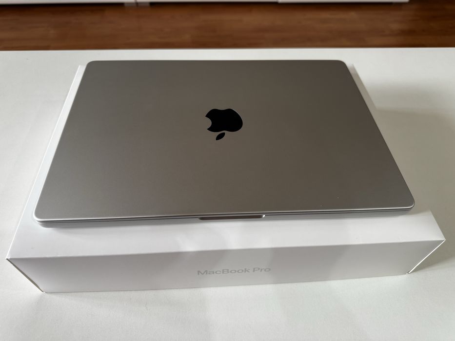 Apple MacBook Pro 14 2023 | M2 Pro | 16GB RAM | 512GB | Silver