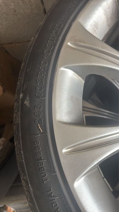R19 диски с шинами 245/40/19
