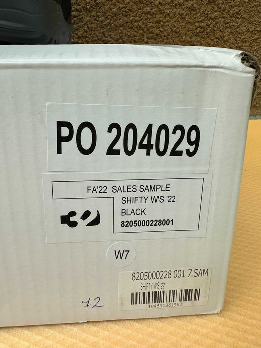 boots noi thirtytwo shifty europa 38