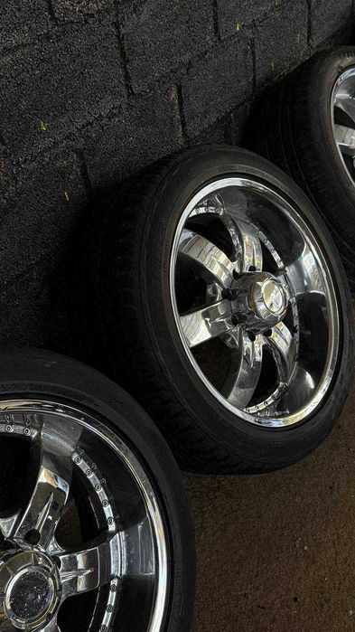 Навоийда R22 лик комплект диска балонлар сотилади