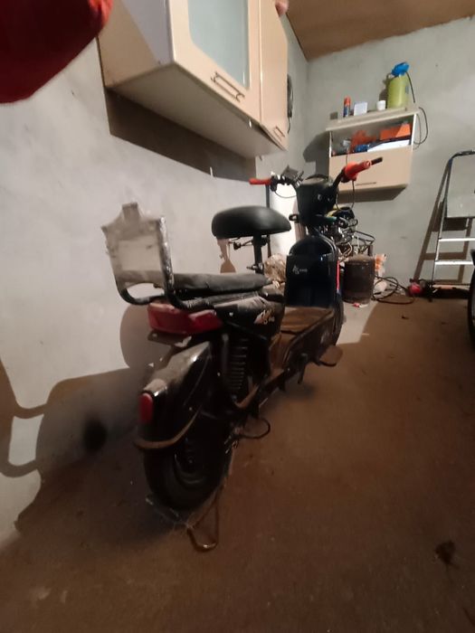 электроскутер сатылады