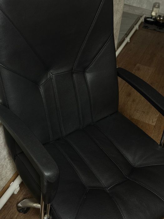 Кресло для компьютера офисное