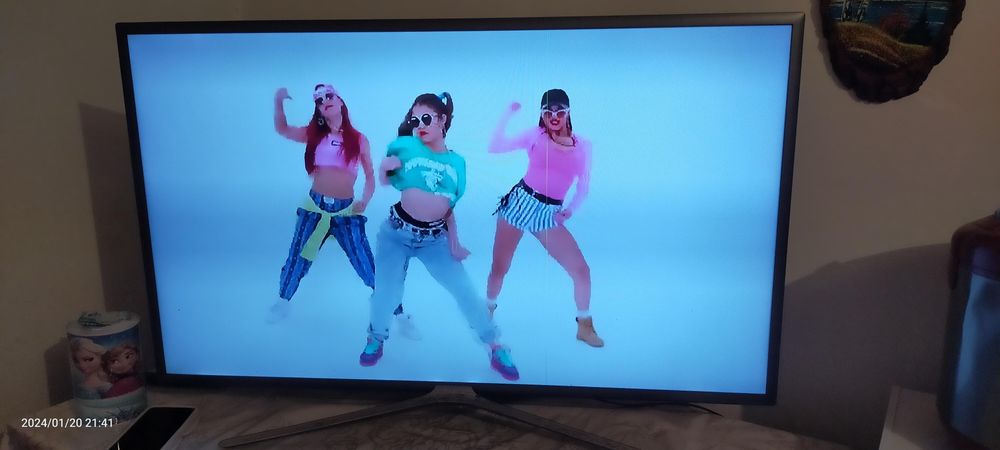 Телевизор самсунг