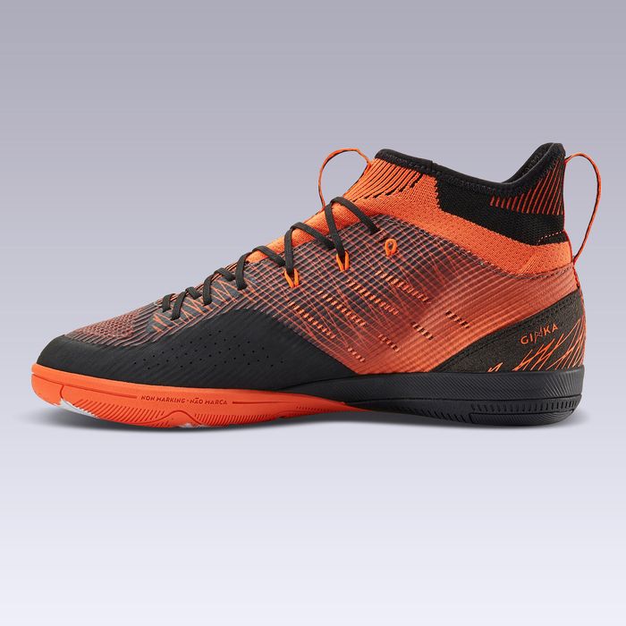 Ghete mid Futsal Ginka 900 Portocaliu - produs resigilat Decathlon