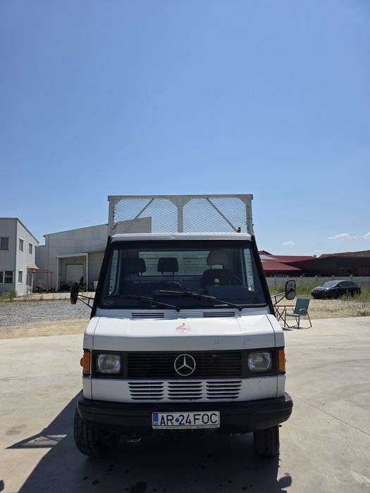 Mercedes basculabil 410d (camioneta  3.5t )