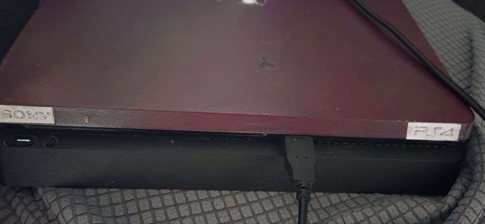 Playstation 4 SLIM 500GB
