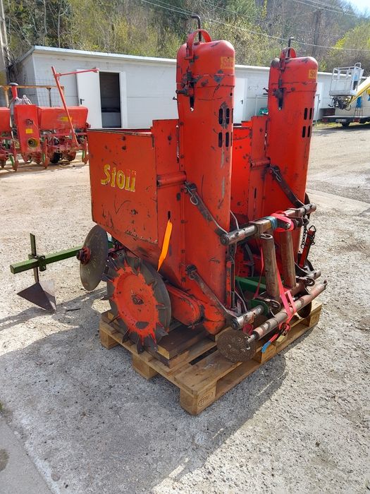 Semănătoare de  cartofi  pe 2 rânduri / Mașină de pus cartofi