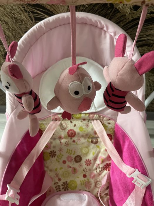 Шезлонг-качеля для девочки