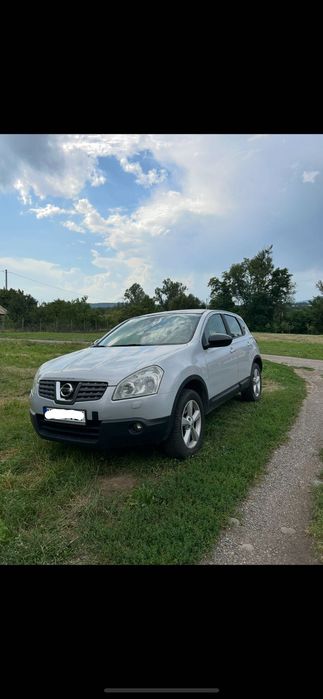Nissan Qashqai 1.5 detalii la telefon