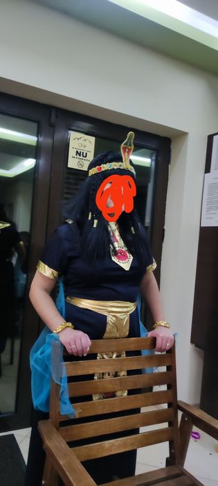 Vând sau închiriez costum de Zeița Egipteana