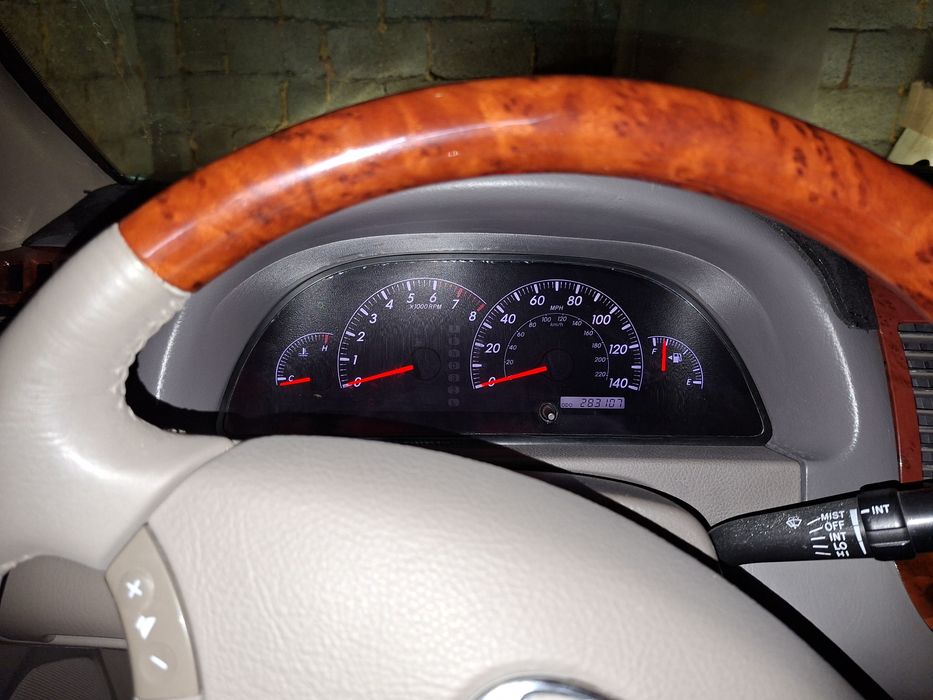 Шиток панель приборов,оптитрон тайота 35.Американец.