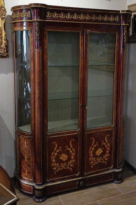 Комоди Конзоли/Огледала